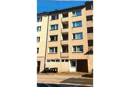 Viel Platz auf 142m² 5-Zimmer-Wohnung mit Terrasse & Balkon in Wuppertal WG-geeignet