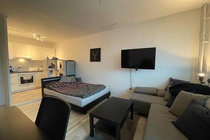 zentrumsnahe Wohnung zur Untermiete 01.05 -31.07 2026 - Erfurt