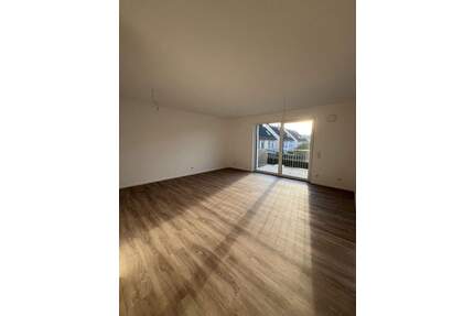 Das Dreispitz - 2-Zimmer Wohnung mit moderner Ausstattung, Einbauküche und Stellplatz - Stockstadt am Main