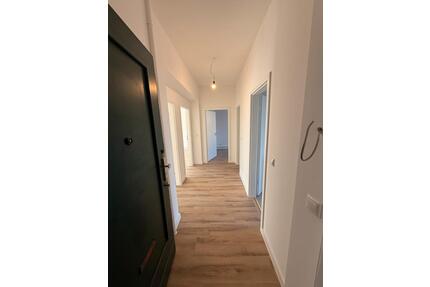 3 Zimmer Wohnung in Wilmersdorf sehr zentral ab scfort - Berlin Charlottenburg-Wilmersdorf