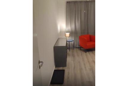 WG-Zimmer in 3er Männer-WG Stuttgart-Süd