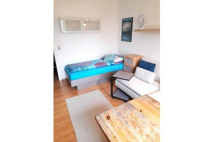 ZIMMER FREI ! Frankfurt-Oberrad ! Ab 01.03.26 Für Pendler - Frankfurt am Main