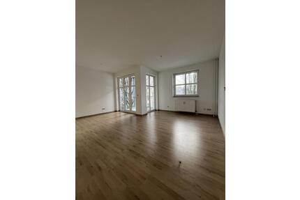 Willkommen Zuhause! Gemütliche 3 Zimmer Wohnung mit Balkon. - Bielefeld Jöllenbeck