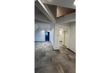 3 Zimmer Wohnung - 900,00&nbsp;EUR Kaltmiete, ca.&nbsp; 73,50&nbsp;m&sup2; in Maikammer (PLZ: 67487)