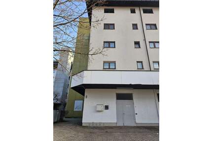 gemütliche 3-Zimmer Wohnung - 700,00&nbsp;EUR Kaltmiete, ca.&nbsp; 78,00&nbsp;m&sup2;&nbsp;Wohnfl&auml;che in Burgkirchen an der Alz (PLZ: 84508) Gendorf