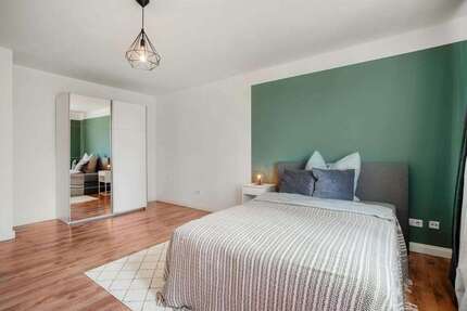WG-Zimmer in Düsseldorf 690,00 € 22 m²