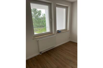 1 Zimmer Wohnung KDB Balkon - 660,00&nbsp;EUR Kaltmiete, ca.&nbsp; 45,00&nbsp;m&sup2; in Krefeld (PLZ: 47798)