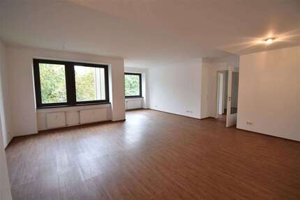 Wohnung zum Mieten in Düsseldorf 1.600,00 € 106.28 m²