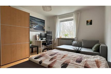 15qm Zimmer in 3er WG - 700,00&nbsp;EUR Kaltmiete, ca.&nbsp; 15,00&nbsp;m&sup2; in München (PLZ: 81249) Aubing-Lochhausen-Langwied
