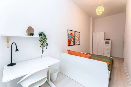 WG-Zimmer in Berlin 630,00 € 12.9 m²