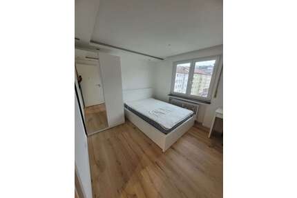 WG-Zimmer in Stuttgart 375,00 € 10 m²