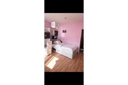 Möbliertes WG-Zimmer (ca. 17 m²) in Roßdorf