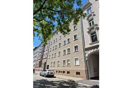 Wohnung zum Mieten in Augsburg 900,00 € 52.4 m²