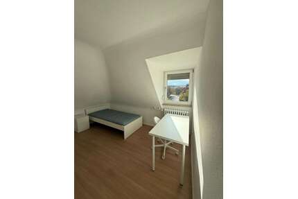 WG-Zimmer in Stuttgart 550,00 € 16 m²