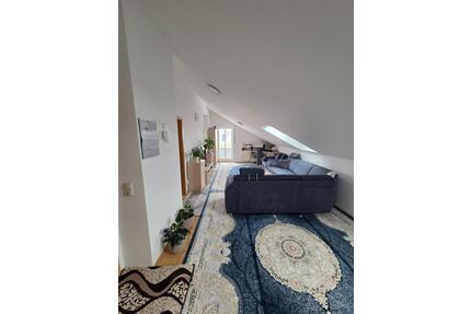 2-Zimmer DG Wohnung zu vermieten - Tacherting