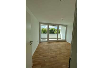 WG-Zimmer in München 900,00 € 13 m²