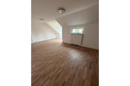 Schöne 3 Zimmer Wohnung - 750,00&nbsp;EUR Kaltmiete, ca.&nbsp; 75,00&nbsp;m&sup2; in Duisburg (PLZ: 47137) Mittelmeiderich