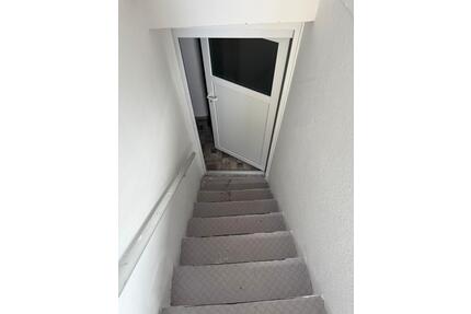 2 Zimmer Wohnung mit Küche zu vermieten in knielingen - Karlsruhe
