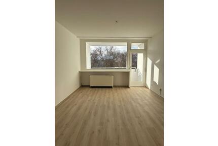 Frisch renovierte 2-Zimmer Wohnung mit Balkon[VAC-18566] - Karlsruhe Wettersbach