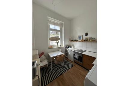 Charmante 1,5-Zimmer Wohnung - auf Wunsch mit Einbauküche - Düsseldorf Oberbilk