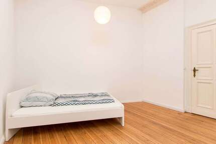 WG-Zimmer in Berlin 675,00 € 19 m²