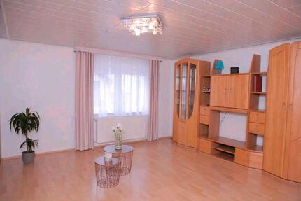 ​ Helle 86m² EG-Wohnung in Solms | 3 Zimmer ab Juni