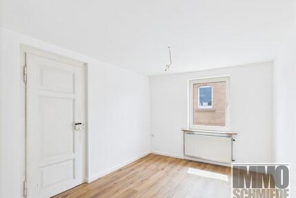 Wohngemeinschaft: Zimmer in 3er WG wird vermietet - Gießen Schlangenzahl