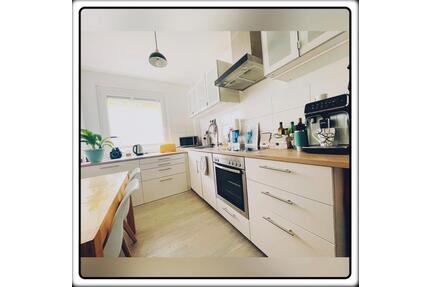 Mietwohnung 2 Zimmer KDB, Balkon, EBK, gute Lage - Hattingen