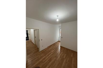 Komplett Renovierte Wohnung 2,5 Zimmer In Ückendorger - Gelsenkirchen Ückendorf