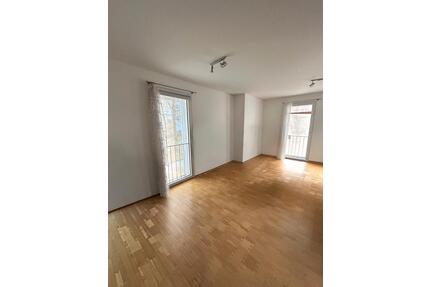 Schöne 2,5-Zimmer Wohnung mit Balkon in Stuttgart-Rohr
