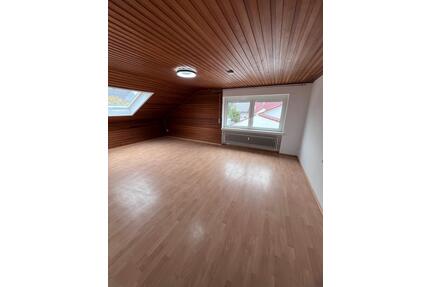 2,5 Zimmer Dachgeschosswohnung zu Vermieten - Gerstetten