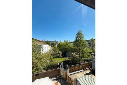 Möbliertes Zimmer in 3er WG - ALL-IN Miete - Regensburg Brandlberg