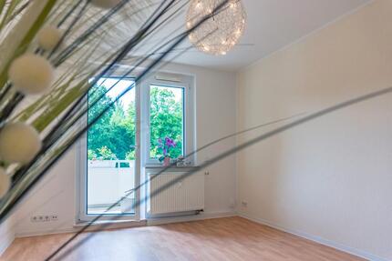 2-Raum-Wohnung mit Balkon in schöner Wohnlage - Chemnitz Bernsdorf