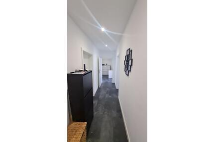 Zu vermieten: 3 - Zimmer Dachgeschoss Wohnung 75qm, modernisiert - Oberhausen Alt-Oberhausen