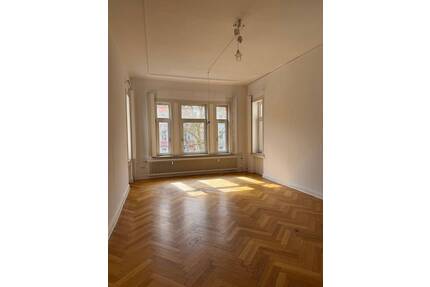 Großzügige 8 Zimmer Whg.im Östlichen Ringgebiet mit Balkon - Braunschweig