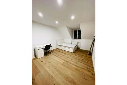 WG-Zimmer in München 950,00 € 17 m²