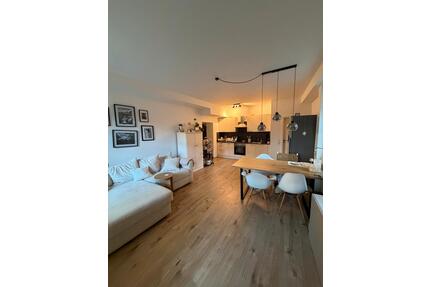 Helle 2 Zimmer Wohnung in Stuttgart mit Terrasse