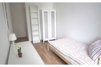 WG-Zimmer in Berlin 540,00 € 13 m²