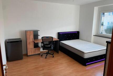 Möbliertes WG-Zimmer (Erstbezug) in Stuttgart-Ost zu vermieten