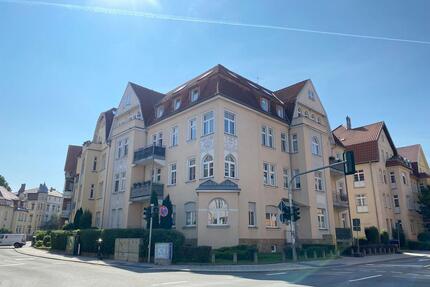 Stilvolle 3,5 Zimmer Wohnung mit Stellplatz in der Brühlervorstadt - Erfurt