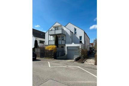 FFB | 3-Zimmer Wohnung DG | Bad & Küche neu | Balkon | TG - Fürstenfeldbruck