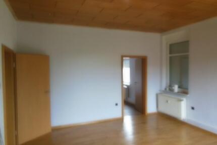 2 Zimmer - Wohnung, hell, sehr geräumig und gepflegt - Ilsede Adenstedt