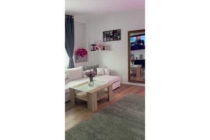 Wohnung zu vermieten 2 Zimmer Küche Bad und Terrasse ca 90 qm - Neustadt an der Weinstraße Diedesfeld