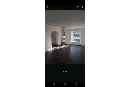 wunderschönen 3 Zimmer auf 2 Etagen 92 qm Bad Homburg Stadtmitte - Frankfurt am Main Bockenheim