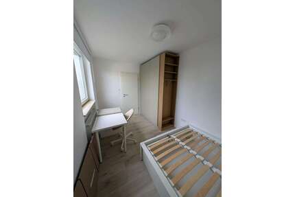WG-Zimmer in München 750,00 € 11 m²