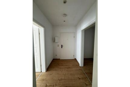 Helle 2-Zimmer-Wohnung mit Balkon in Leipzig-Gohlis | ab sofort