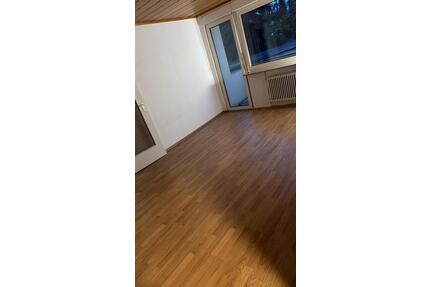 Schöne 2 Zimmer Wohnung mit 56qm zu Vermieten - Ludwigshafen am Rhein Parkinsel