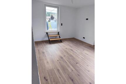 4 Zimmer Wohnung ab sofort zu vermieten Erstbezug Kernsaniert - Eningen unter Achalm