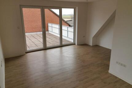 3 Zimmer Wohnung - Einbauküche, Balkon und Garage - Ehrenburg