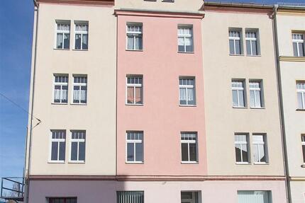 schöne 2-Zimmer Wohnung mit Balkon im Zentrum von Gera